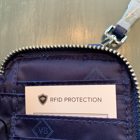 NWT Vera Bradley Cell Phone Wristlet - Picture 5 of 7